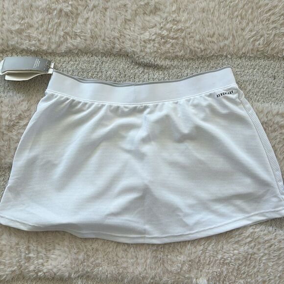 adidas Women's Core Club Skirt White, built in shorts, White, Large, NWT - Picture 6 of 8